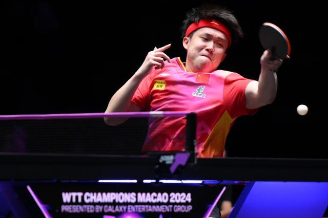 1726149819928093501.jpg (体育)(4)乒乓球——WTT澳门冠军赛:王楚钦晋级八强XxjpseC007157_20240912_PEPFN0A001.jpg