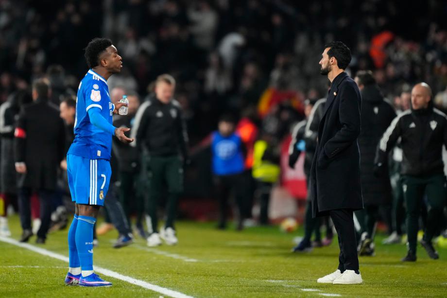 国王杯-皇马2-3遭西乙队阿尔瓦塞特补时绝杀无缘8强