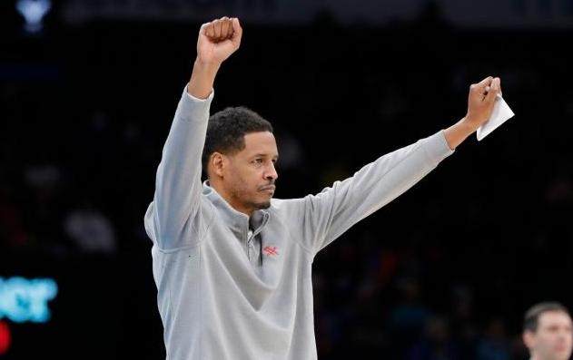 塞拉斯盛赞球员自发合练 火箭面对新赛季凝心聚力