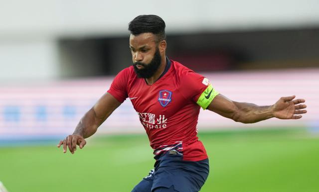 手机娱乐-杀出生天！绝境重庆制造4球大胜 复制上赛季奇迹？